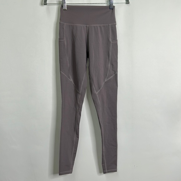 Alphalete Pants - Alphalete pocketed 10” rise full length leggings